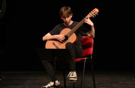 KONCERT ABSOLVENTOV GLASBENE ŠOLE 15 FOTO LJUBO VUKELIČ